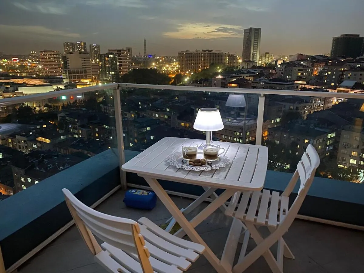 Minimum 100 Nights Welcome To Our Large Duplex Penthouse Comfy Home All Amenities Nearby! イスタンブール アパート
